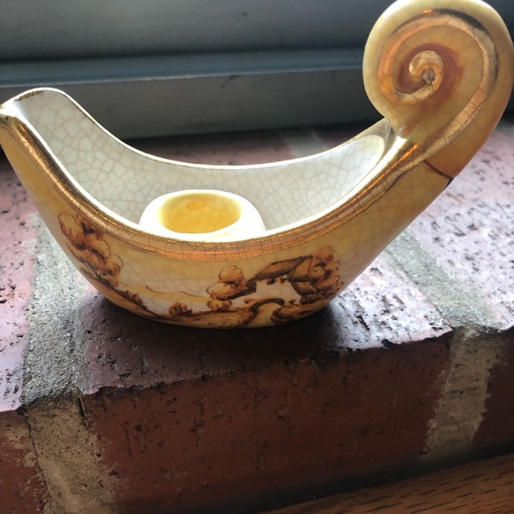 Limited Edition Veneto Flair Pottery Candle holder - Picture 1 of 4